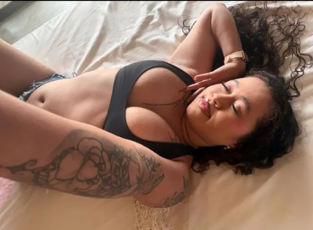 escort-media-c35e5b14-3624-4ff2-94e3-2e7a76c8f949