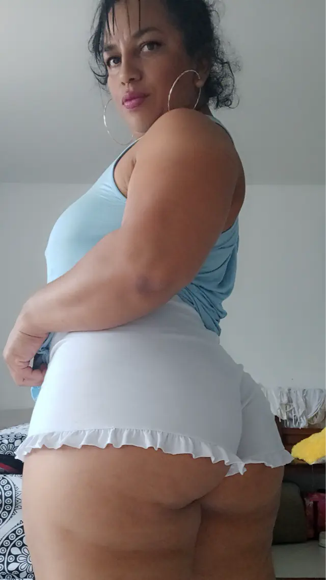 escort-media-c37380a7-e8de-482f-8790-6ef6b96518a2