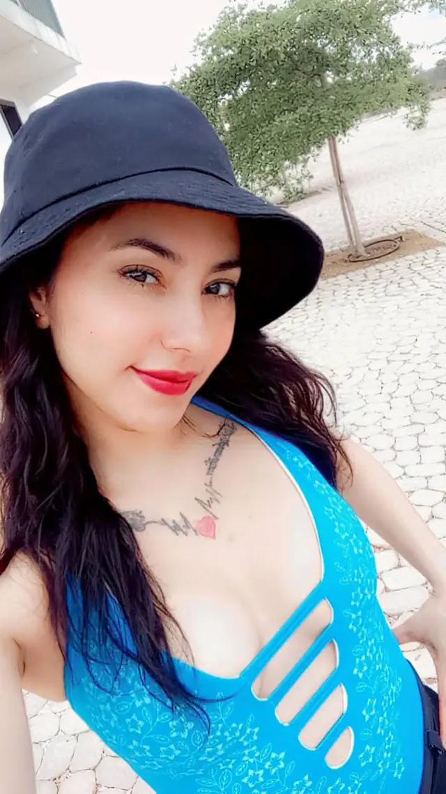 escort-media-c451aedb-416d-4c36-9055-849b9b8bd8ce