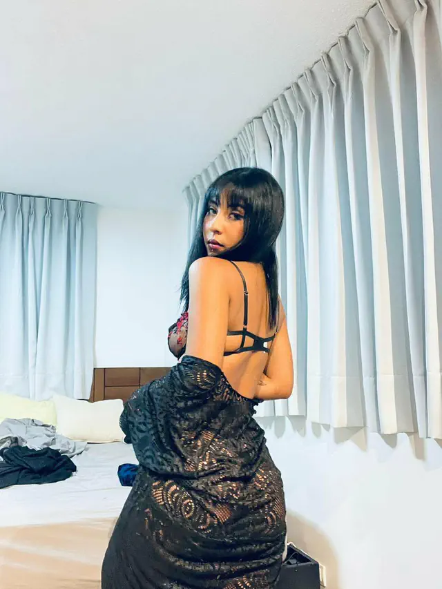 escort-media-c4cf3b38-9628-4923-8107-097118657c1f