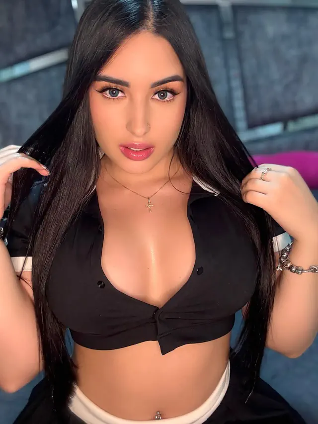 escort-media-c4e7bc64-b068-4bd5-896f-0999f2621c62