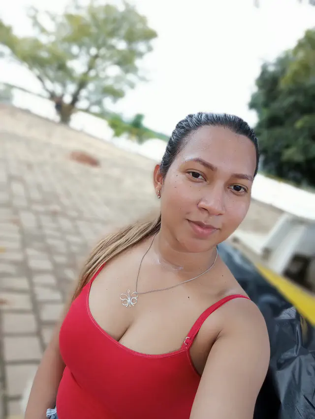 escort-media-c52f1eaa-3abd-44ad-9871-dfbd2ce4b87e