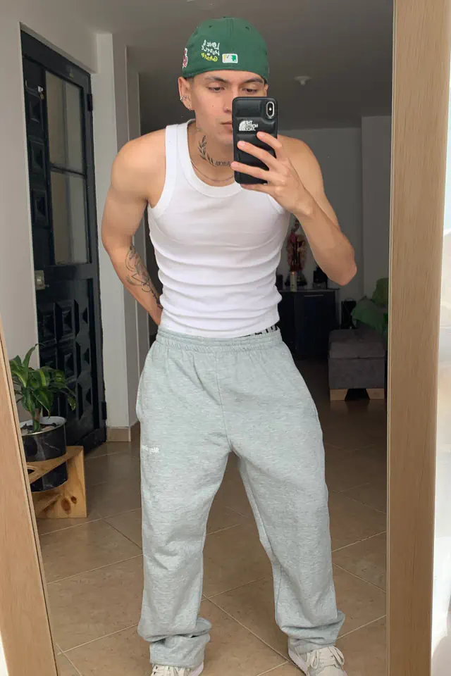 escort-media-c57f535c-5868-4870-a16c-0d8be5b19010