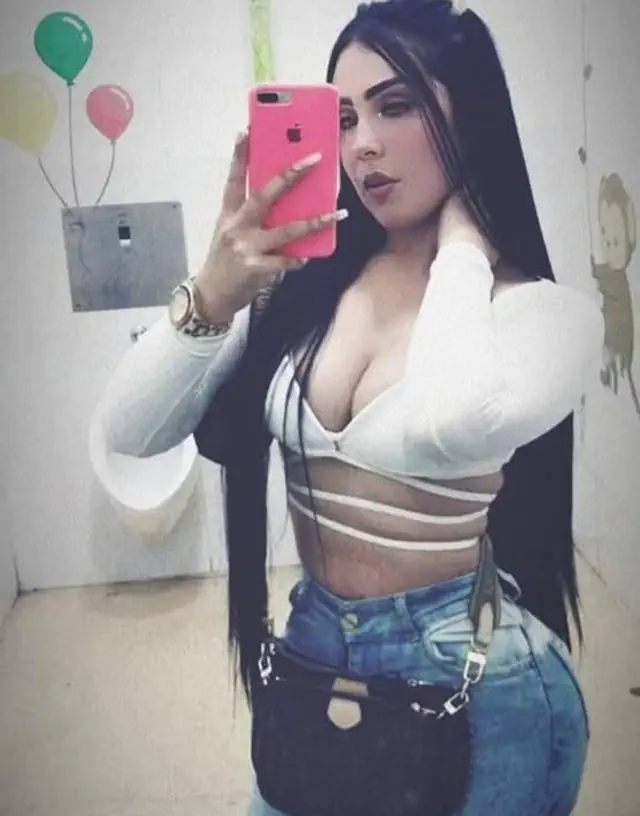 escort-media-c58ba7d8-470f-448a-8bf6-9e19fa1b366c