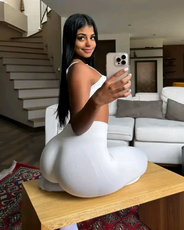 escort-media-c602a73c-66c7-4f97-90f2-70833449eba4