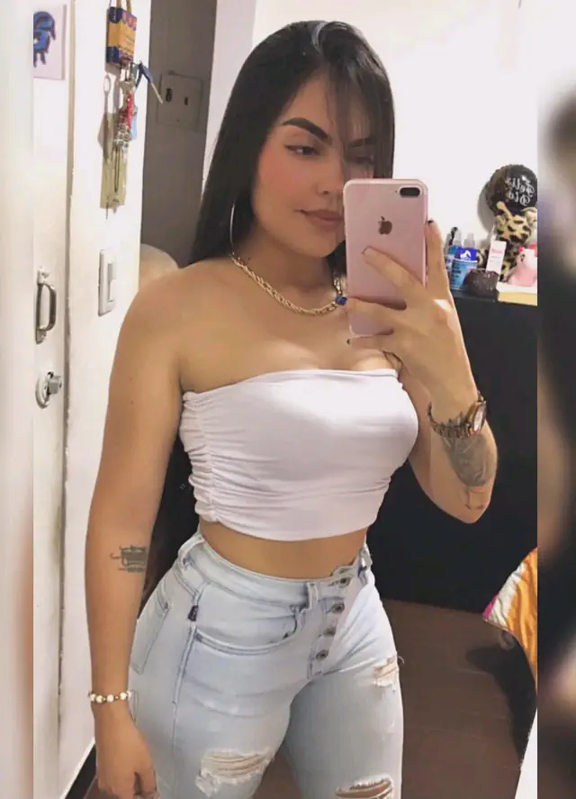 escort-media-c667c772-a4c0-483c-9e23-7d3030295ee5