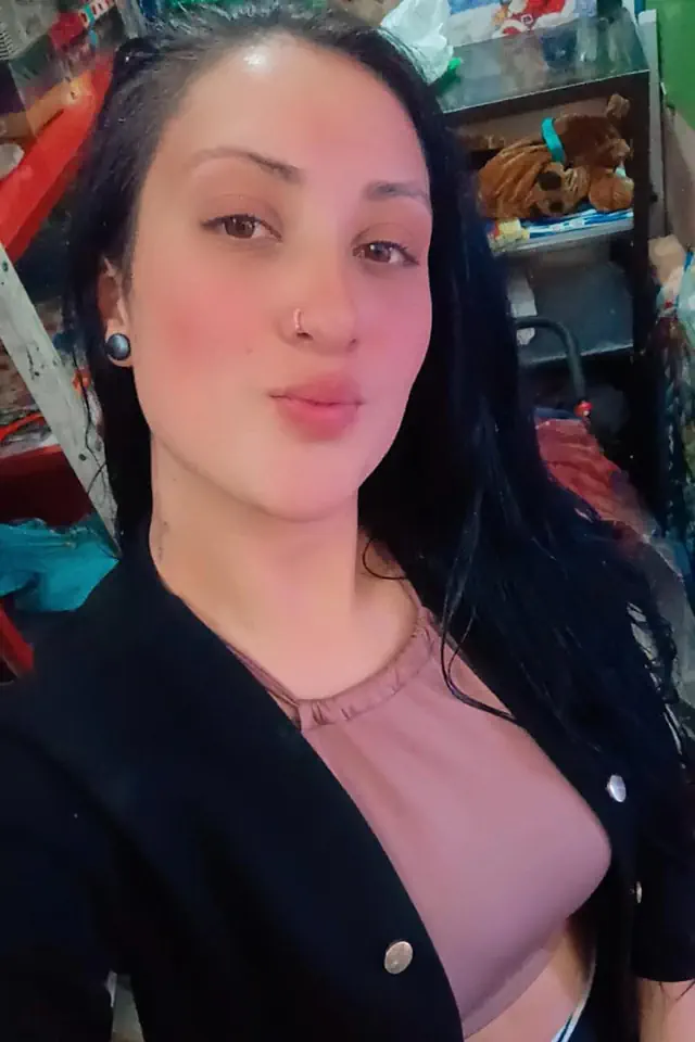 escort-media-c789c833-0bfd-4db8-a290-b385975496ad