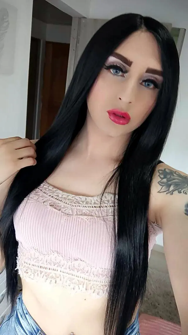 escort-media-c7ad38b6-2306-43a7-8460-8af7744b987e