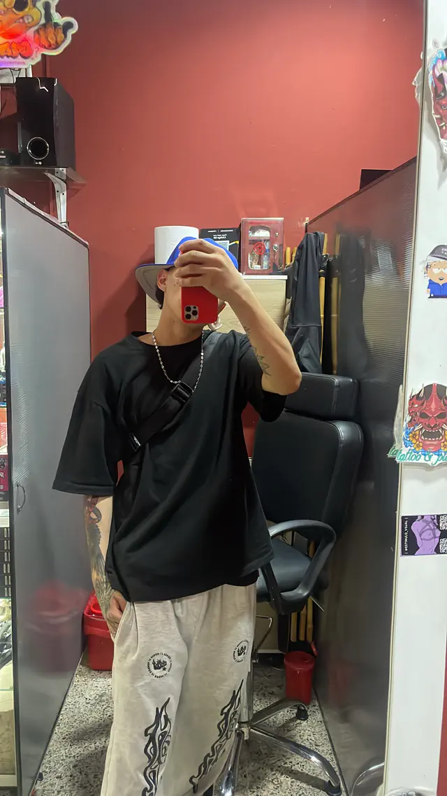 escort-media-c8552962-6310-4977-a7f8-bce76d8d6367