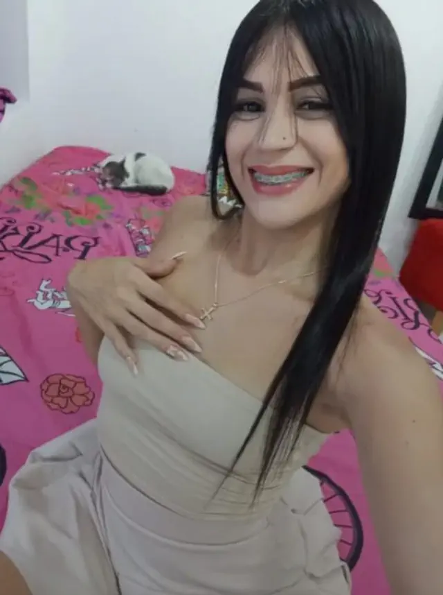 escort-media-c862ea8a-e25a-4370-88bb-3ad976451d8e