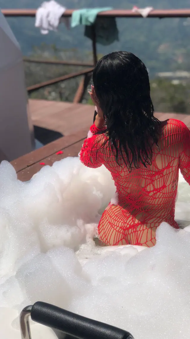 escort-media-c870e603-93ae-4346-32d9-e0e1d49d9b00