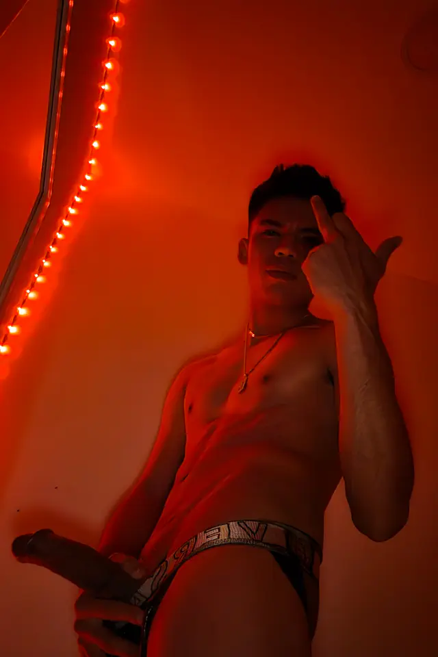 escort-media-c899c8a4-9c2c-489a-b492-334a97067e30