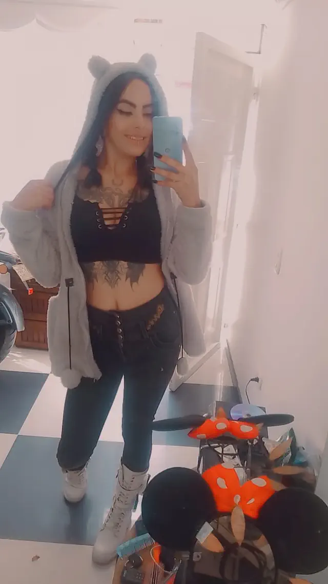 escort-media-c8a72f0b-8671-46e7-2edb-07e1f9b16200