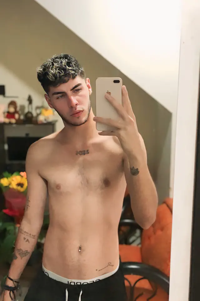 escort-media-c9a057ee-d4b5-4885-84e5-179878074873