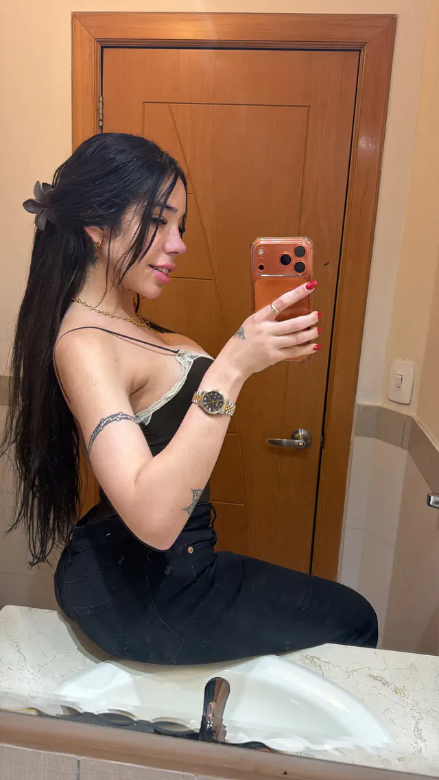 escort-media-ca067564-4726-4a11-a865-a7cdd54d6580