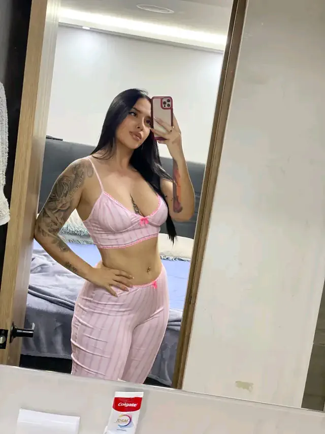 escort-media-ca83b0a6-d9ad-4816-8480-e50e6d6abb4d