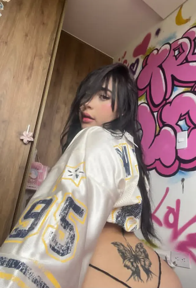 escort-media-cb4547da-8144-44f3-a858-2862b21457b1