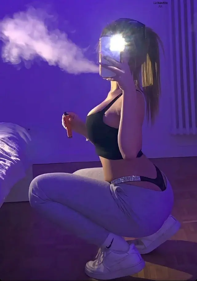 escort-media-cb721781-88d6-43fd-9be5-490623a1077b