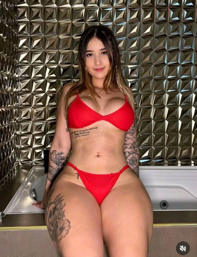 escort-media-cbc03c86-e7e7-4999-b118-3e7b4d69f1f6