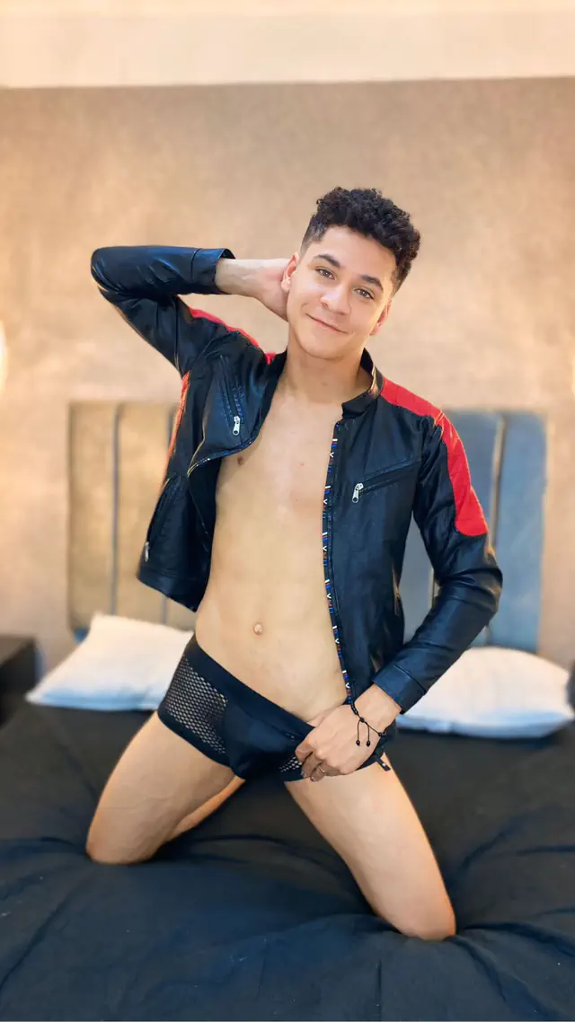 escort-media-cbf0c8e4-b26a-4e1c-b3dc-48f9af00176f