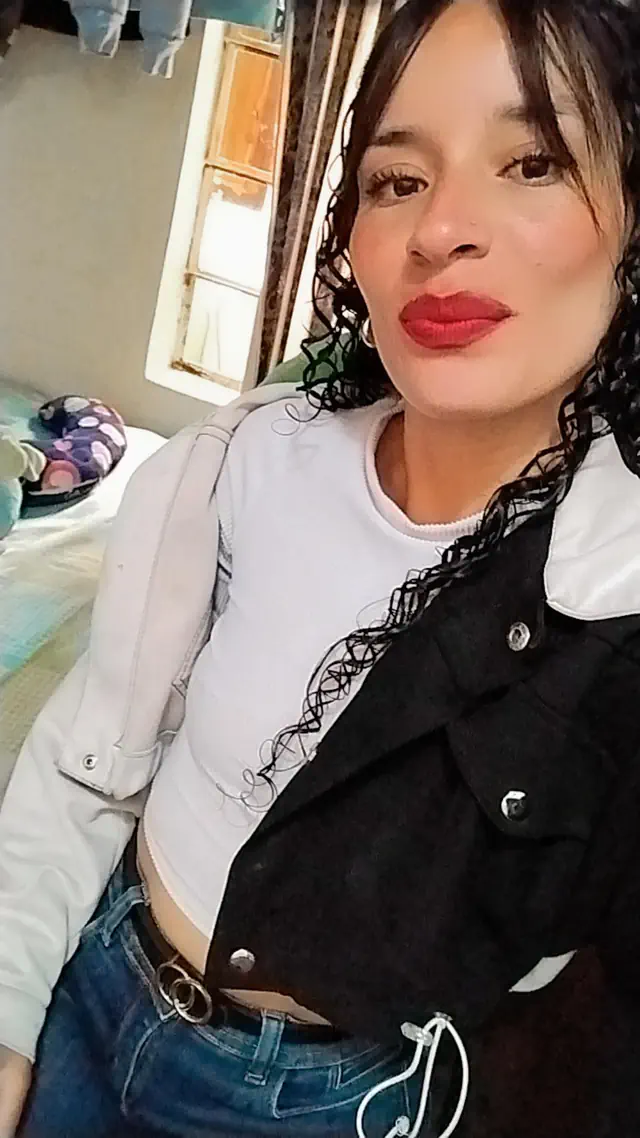 escort-media-ccbd00b4-b986-4105-a50c-97c541fb5391