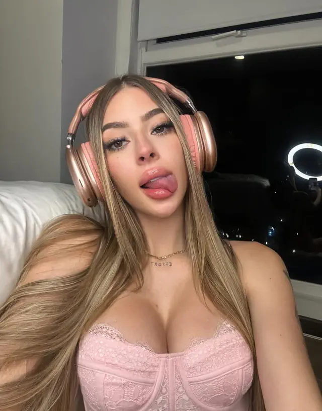 escort-media-ccc58ec5-8801-4d50-aee3-b73638b0679e