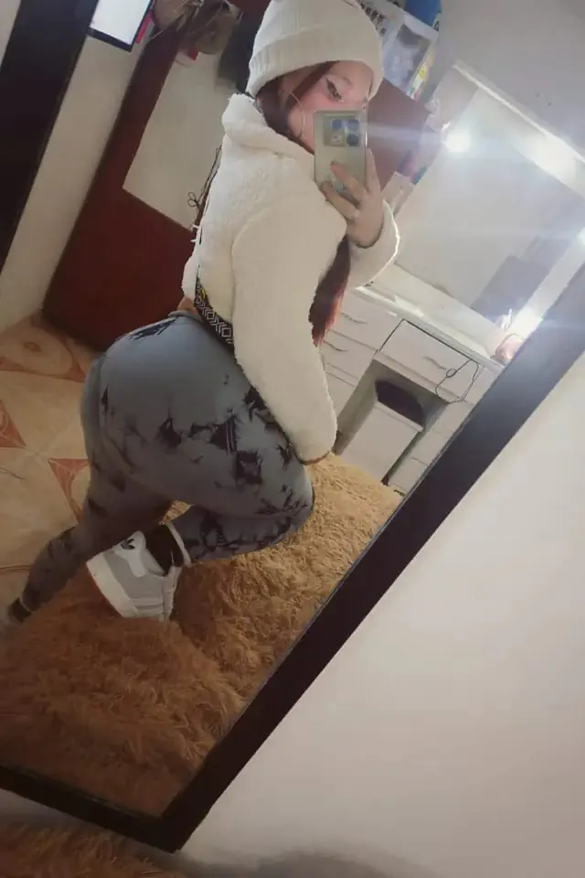 escort-media-cd3a2415-f57c-4b80-baa9-19e46065b472