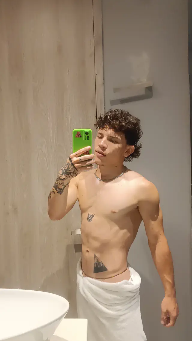 escort-media-cda8480b-ff6d-4952-b000-226ebcd30a2a