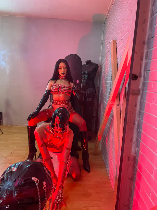 escort-media-cdb15456-ac05-444c-bda2-aeca08ecef78