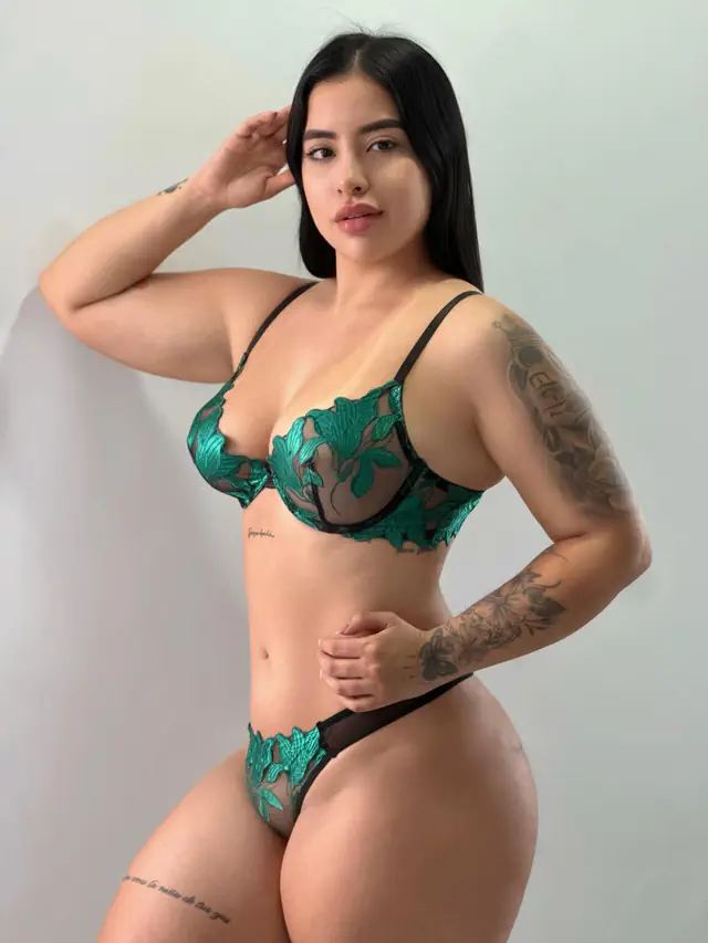 escort-media-cdfa2110-ba33-44ff-b92c-a5ee03c90169