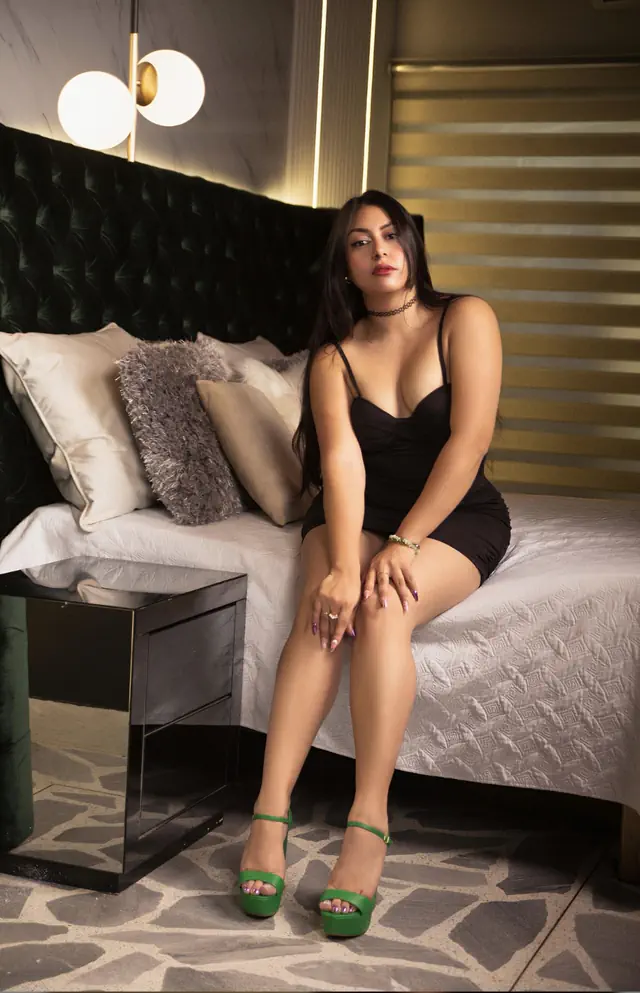 escort-media-cf78c80f-1a3f-4018-afb7-bd7ba78dde10