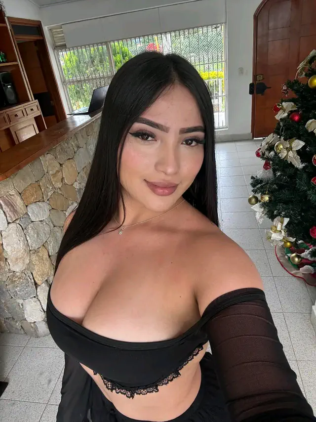 escort-media-cfe62465-2060-407e-beae-60407e0026de