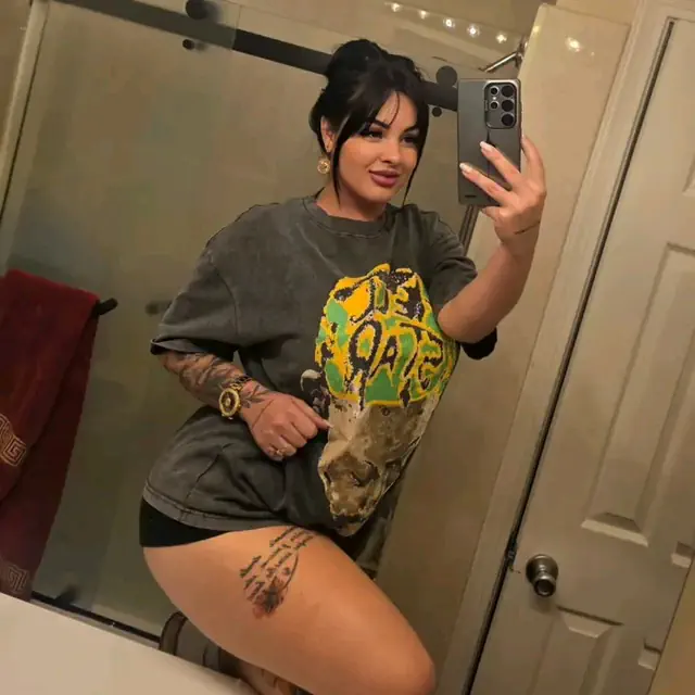 escort-media-d078c222-be7d-47b5-894d-3e484671fe3b