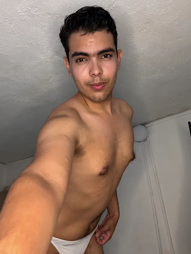 escort-media-d0b90bfd-e5a0-4898-ad70-b820caf098b3