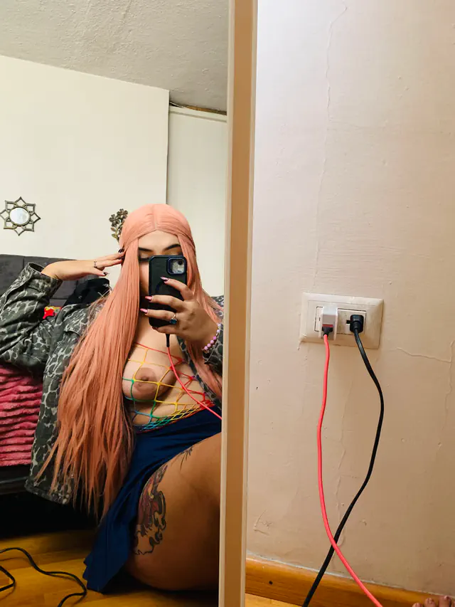 escort-media-d0d1ec55-107d-407e-8958-f63fb4060c37