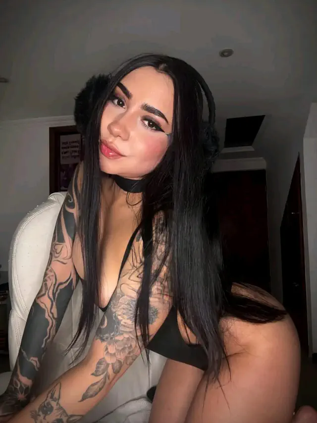 escort-media-d1a9f85b-74ad-420d-b175-c6b3f0aa9b2b