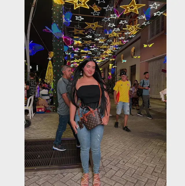 escort-media-d20d3a34-c7a5-4bea-bc82-e15390afaf85
