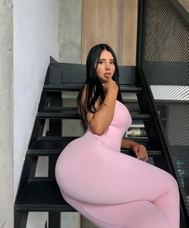 escort-media-d21d9a11-d1cb-4202-a596-5cd0e1acc8c3