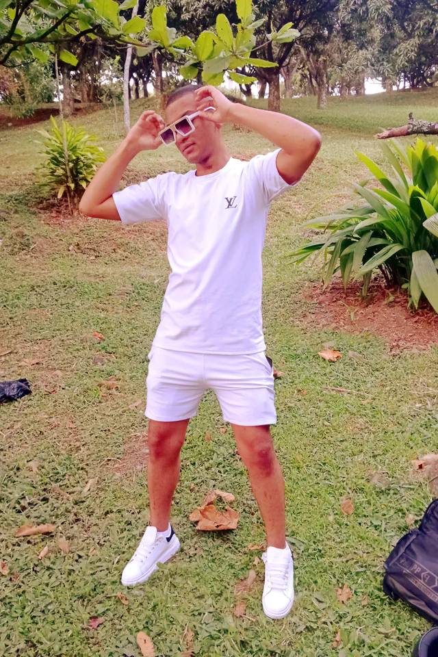 escort-media-d2251d72-3caa-42f1-b678-fdabec5321d4