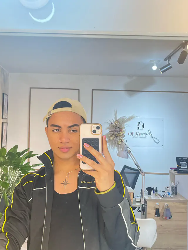 escort-media-d25cec6f-cb7d-429b-86eb-584c8aeb65eb