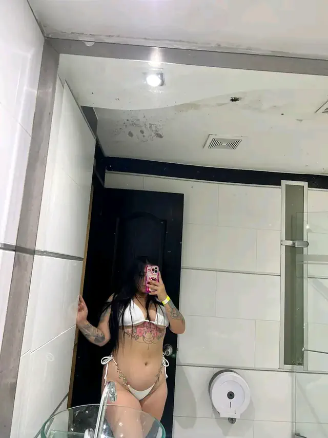 escort-media-d2855d05-5ee8-4b80-b7f2-f64775739902