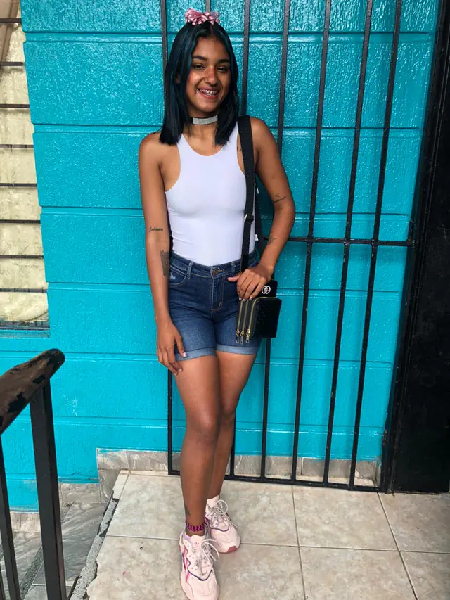 escort-media-d3fe5cae-50bd-4c7f-8e15-061b5955c5ca