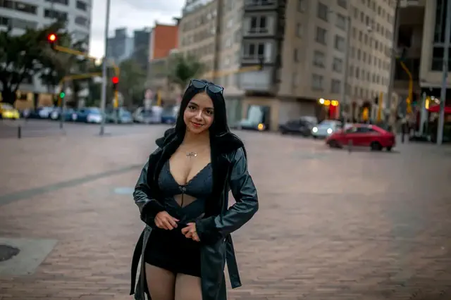 escort-media-d41700b1-2ce1-466a-8cae-f3658aa1083d