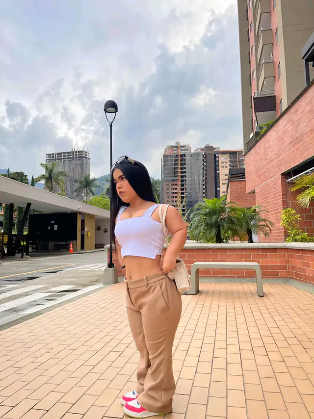 escort-media-d528b20a-7d64-4f32-90a6-2d06fafe16bf