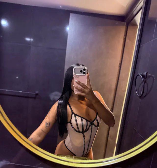 escort-media-d559c72e-9e93-492b-87ee-60d4b2b2f79d