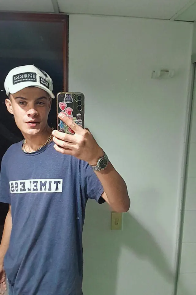 escort-media-d60f89b6-db3e-48ca-9057-1cc7ef6675ef