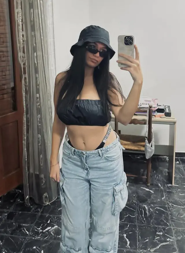 escort-media-d613d0fc-ca9f-4887-ac9c-660e3a95f9c7