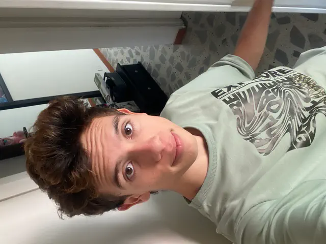 escort-media-d746aa79-c81f-4b02-9644-e21eccc555ee