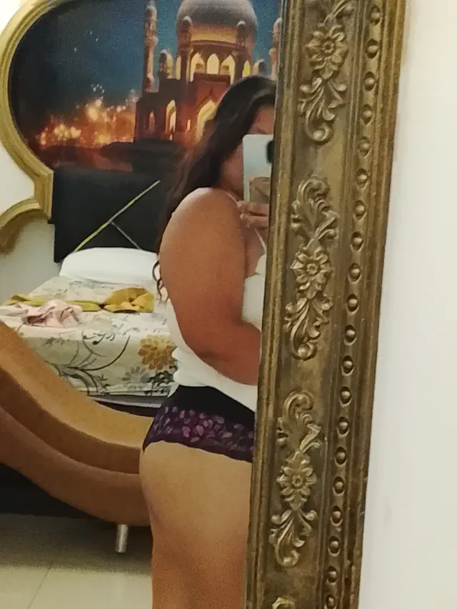 escort-media-d853291a-ac9c-4e11-8808-c9589fd45c7e