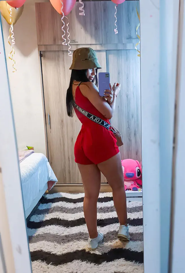 escort-media-d8f572f5-0f06-49c9-82d3-bad08c7d8103